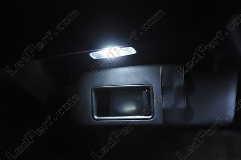 Ledlamp bij spiegel op de zonneklep Audi A4 B7 cabriolet