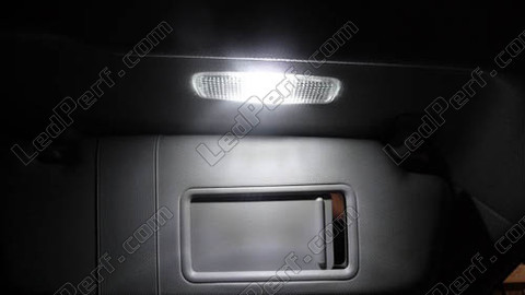 Ledlamp bij spiegel op de zonneklep Audi A4 B8
