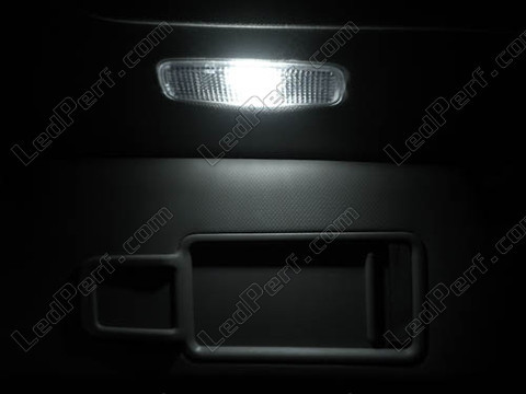 Ledlamp bij spiegel op de zonneklep Audi Q5