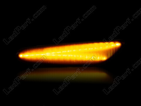 Maximale verlichting van de dynamische LED zijknipperlichten voor BMW Serie 3 (E46) 2002 - 2005