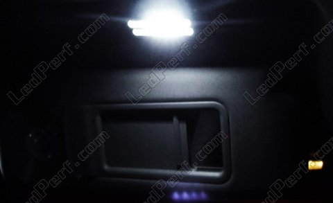 Ledlamp bij spiegel op de zonneklep BMW Serie 3 E93 cabriolet