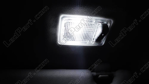 Ledlamp bij spiegel op de zonneklep Ford Mondeo MK4
