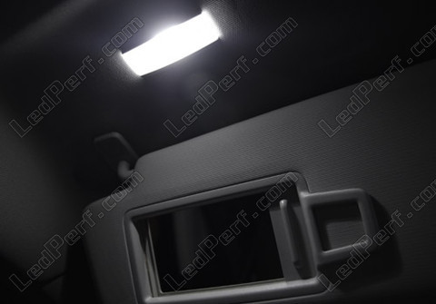 Ledlamp bij spiegel op de zonneklep Seat Leon 3