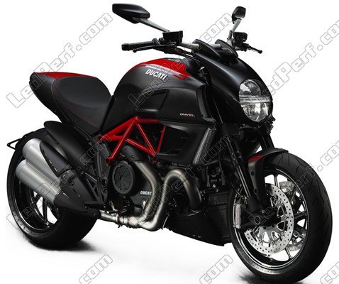 Motor Ducati Diavel (2011 - 2013)